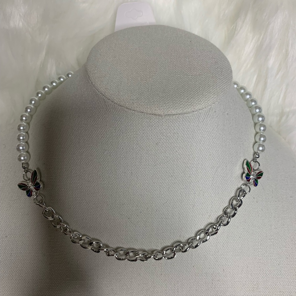 Pearl necklace
